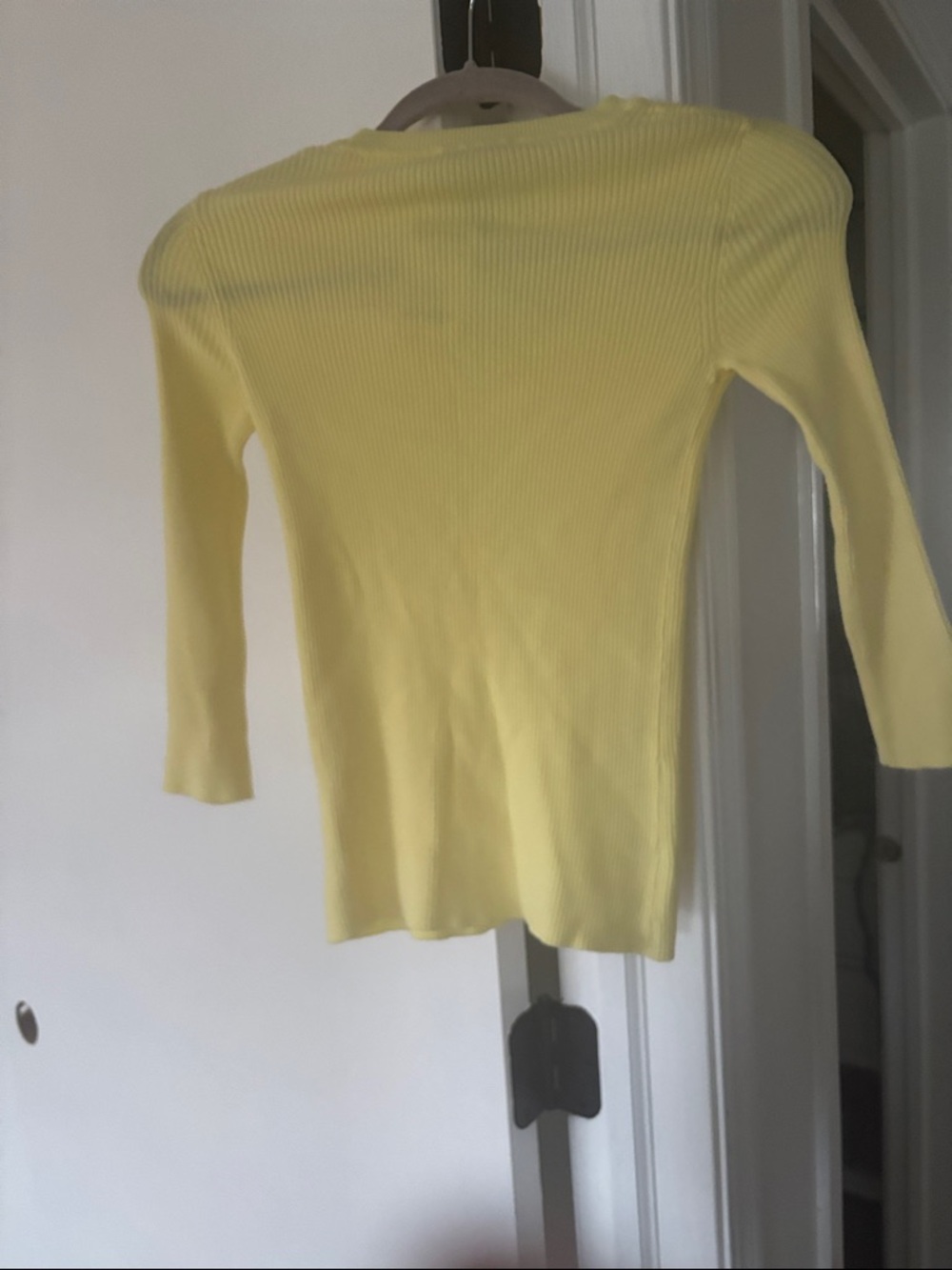 Carmen Marc Valvo Yellow Ribbed Cutout Sweater XS NWT - Picture 5 of 6